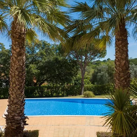 Villa Amora Hill