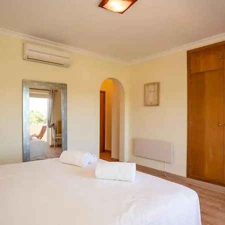 Villa Amora Hill *